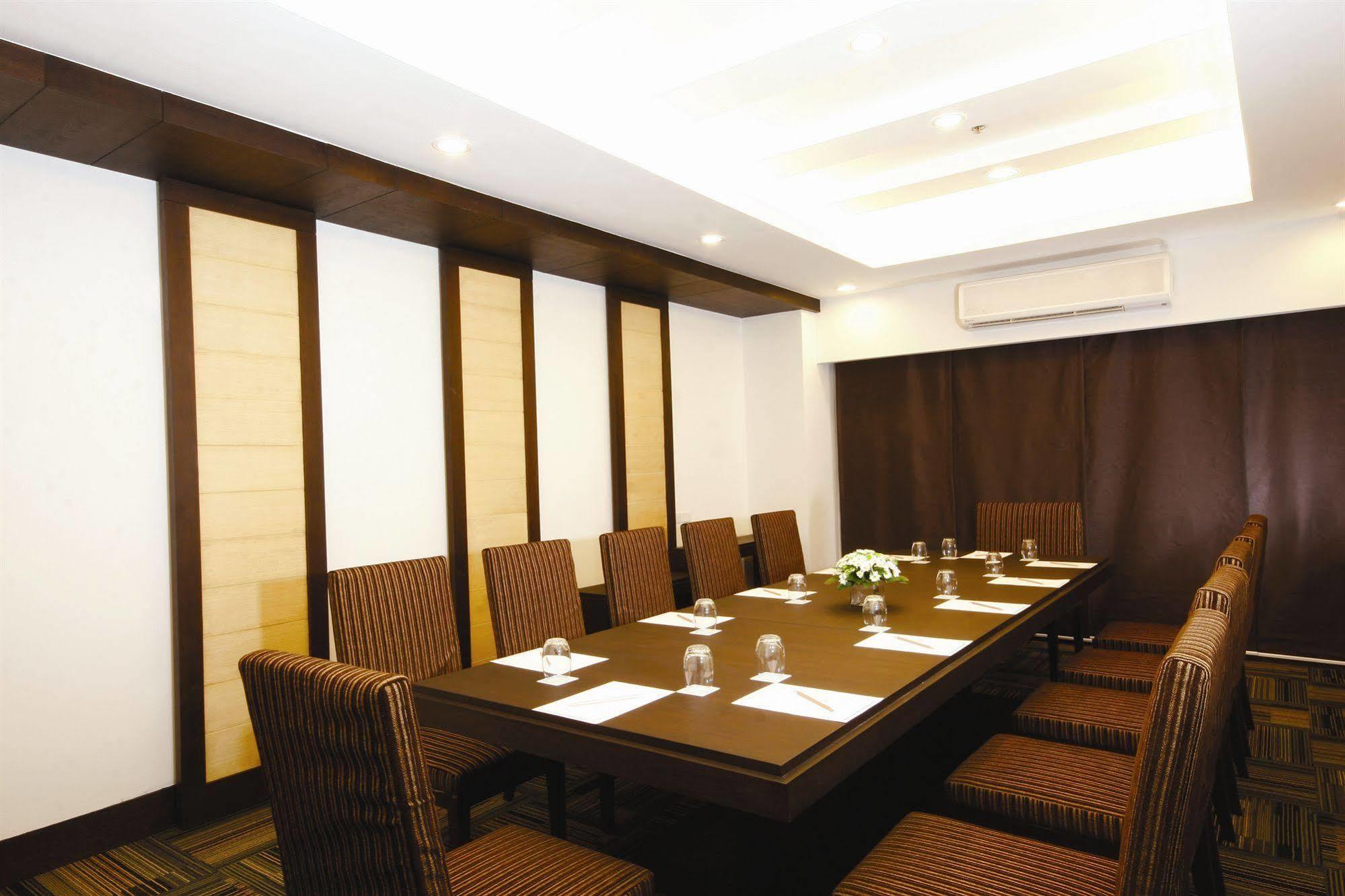 Kantary Hotel Kabinburi Eksteriør bilde